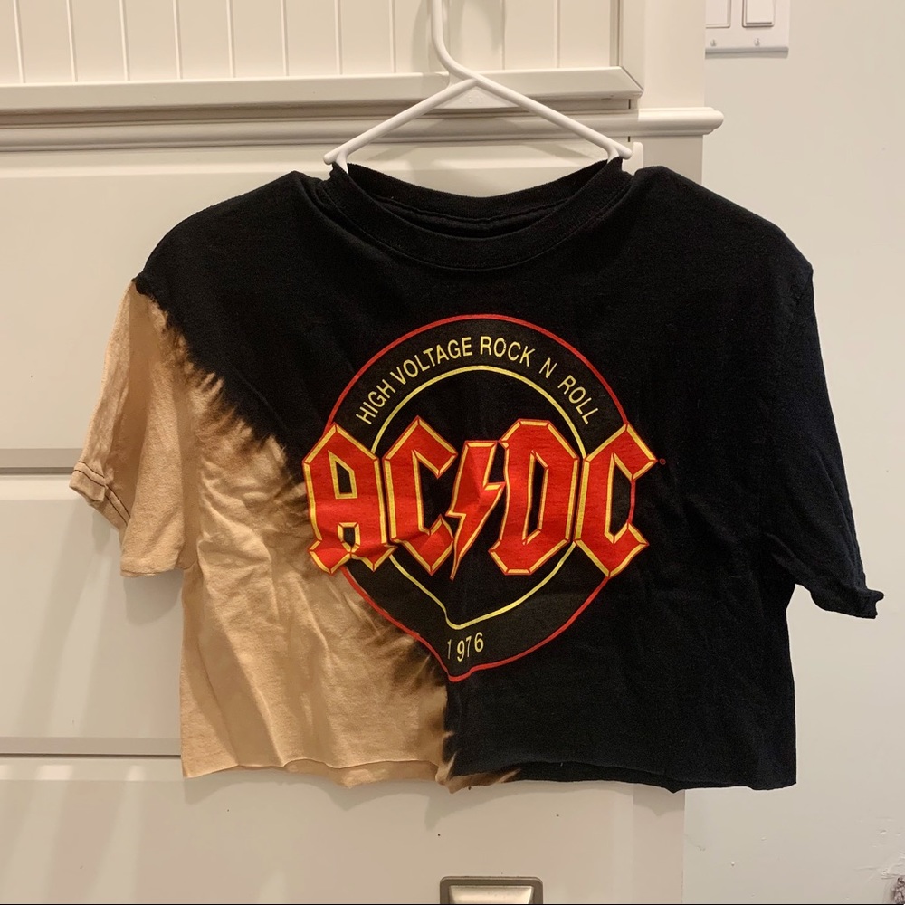 NWT cropped band tee